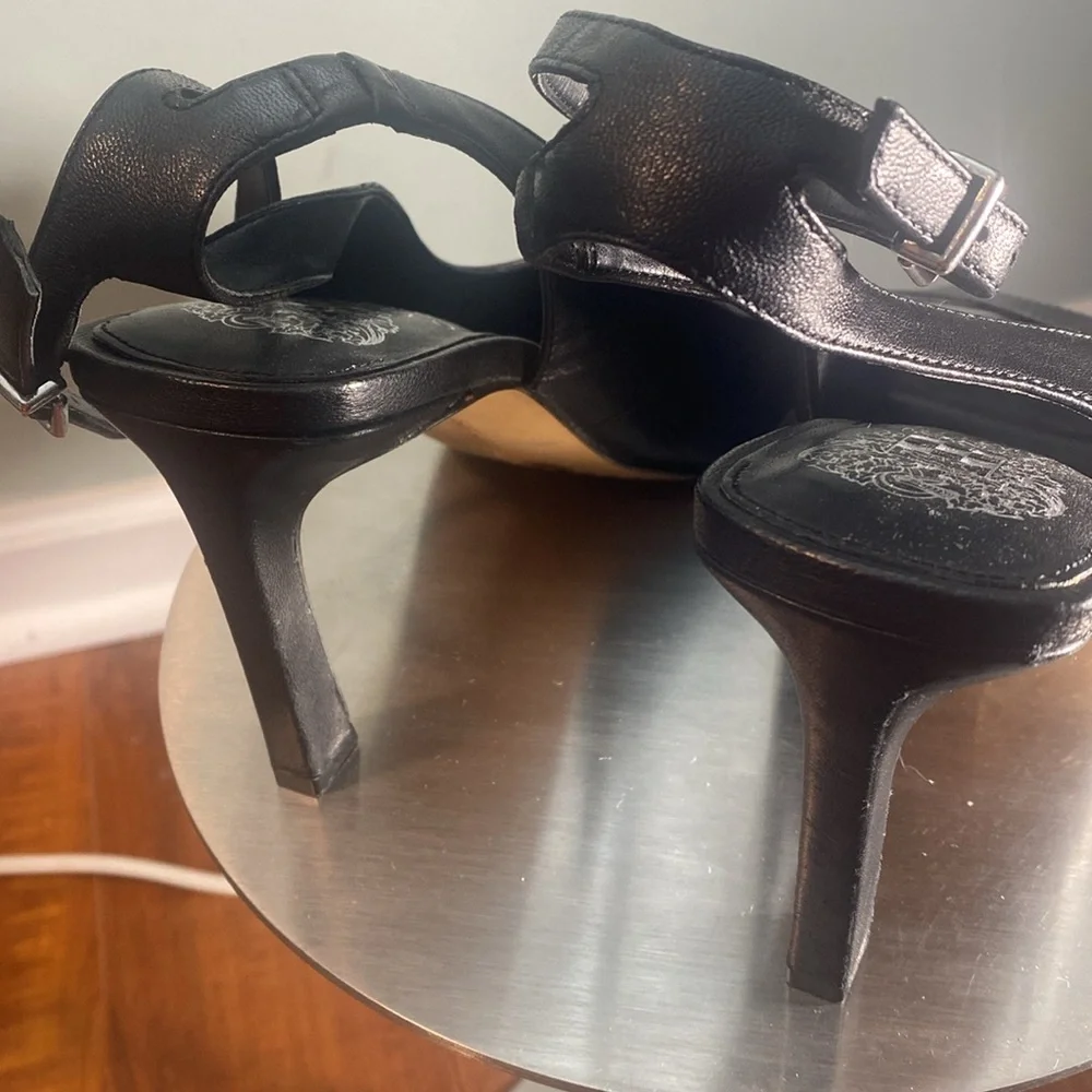 NWOT VINCE CAMUTO BLACK LEATHER SHOES